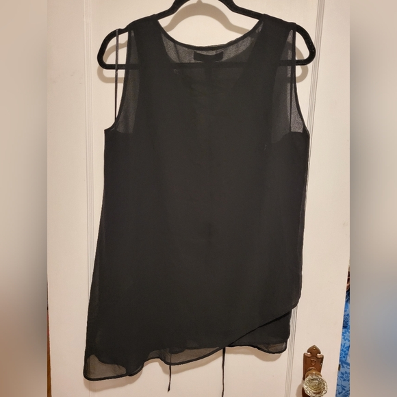 Love & Legend Black Top Size: 16 - Picture 6 of 8